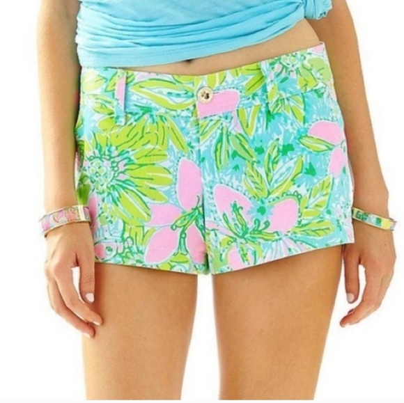 LILLY PULITZER 3" Walsh Textured Shorts In Coral/white. Fringe Detail. Size 4 - Picture 10 of 14